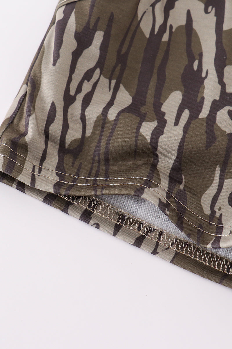 Camouflage print shorts
